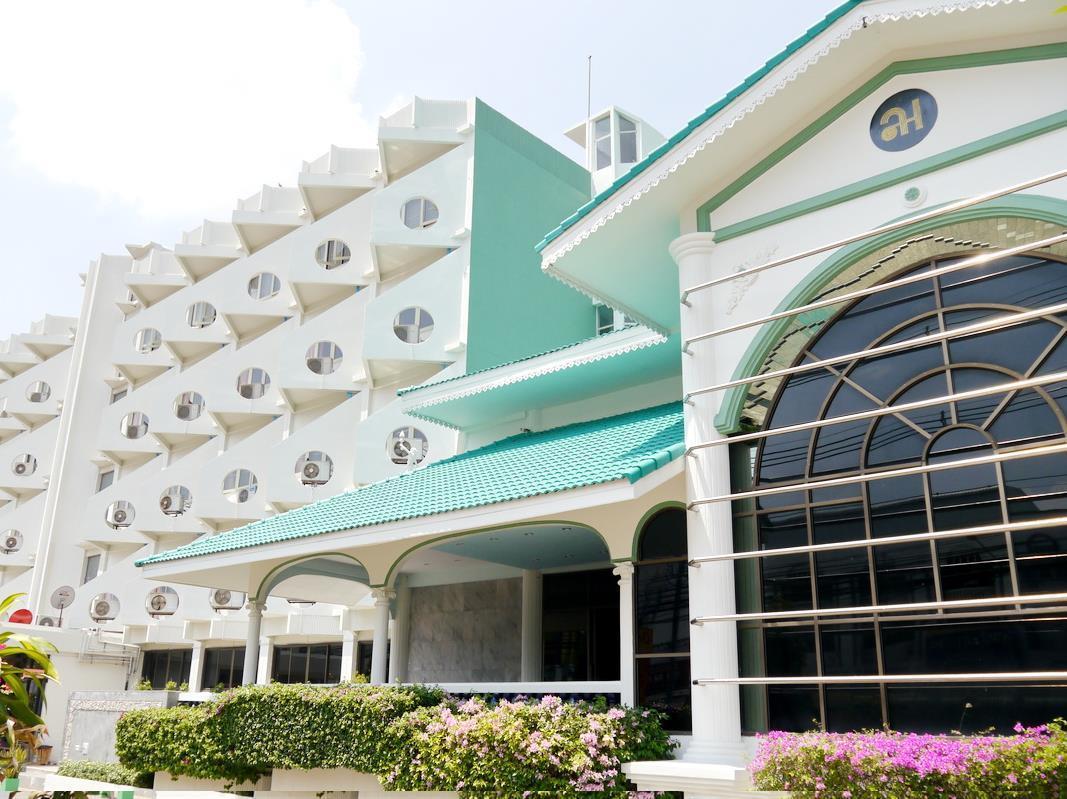 Lertnimit Hotel Chaiyaphum Exteriér fotografie