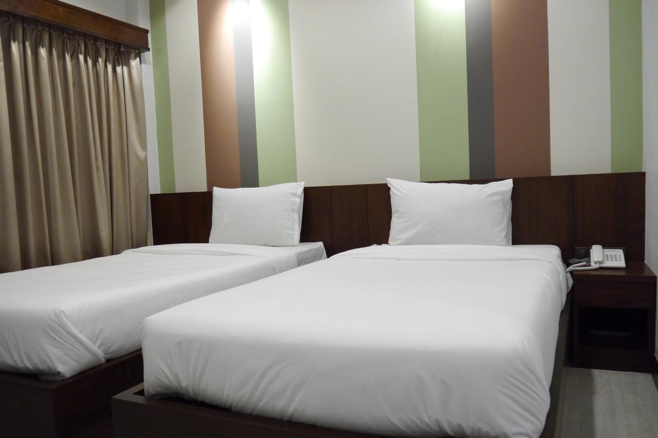 Lertnimit Hotel Chaiyaphum Exteriér fotografie