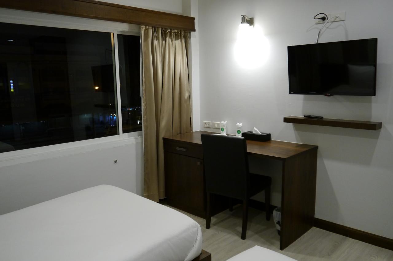 Lertnimit Hotel Chaiyaphum Exteriér fotografie