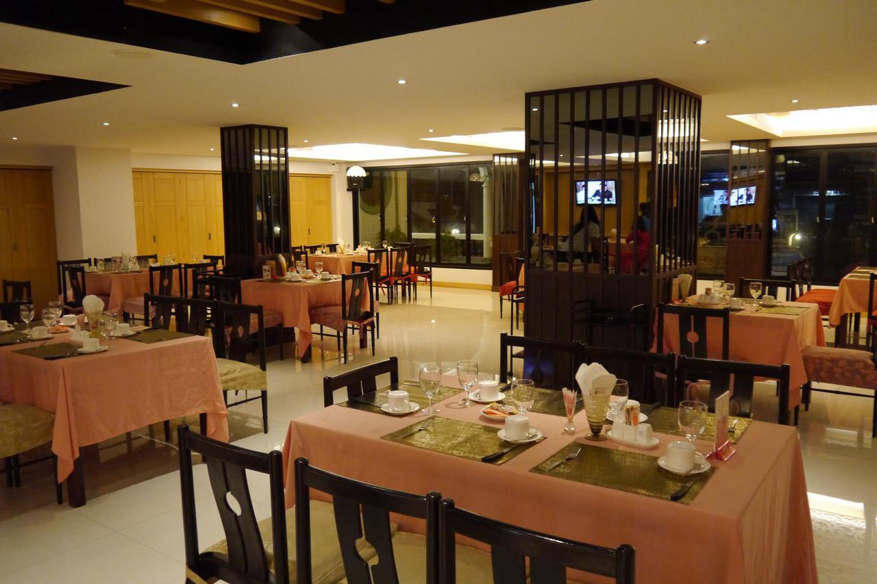 Lertnimit Hotel Chaiyaphum Exteriér fotografie
